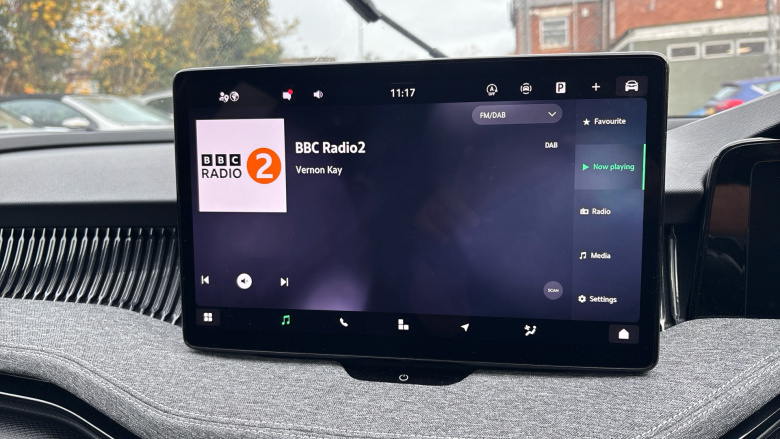 Skoda Superb 2.0 TDI SE Technology 5dr DSG Diesel Estate